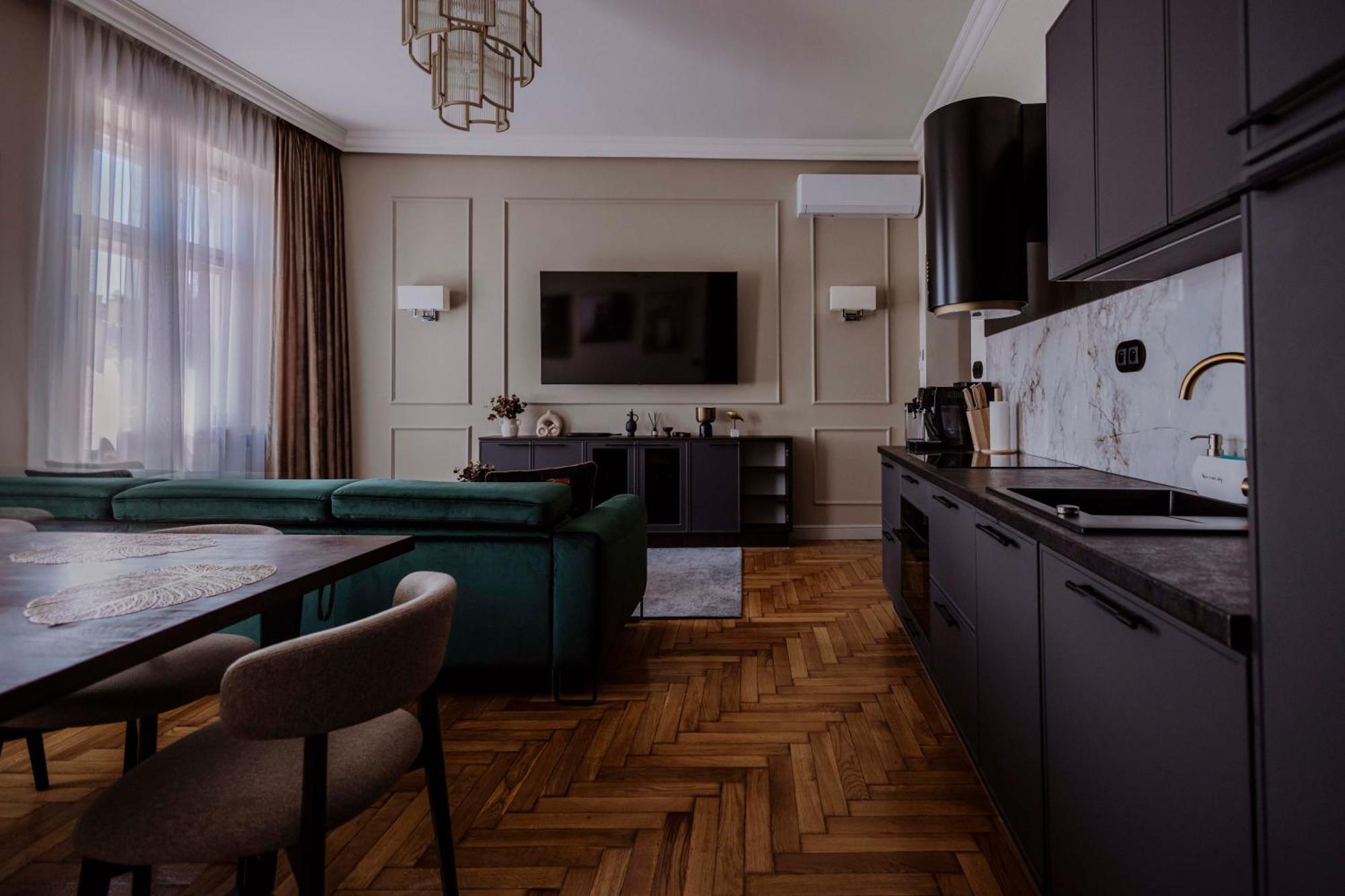 Crown Pearl - Wonderful Apartment, 110Scm, 4 Rooms Cracovie Extérieur photo