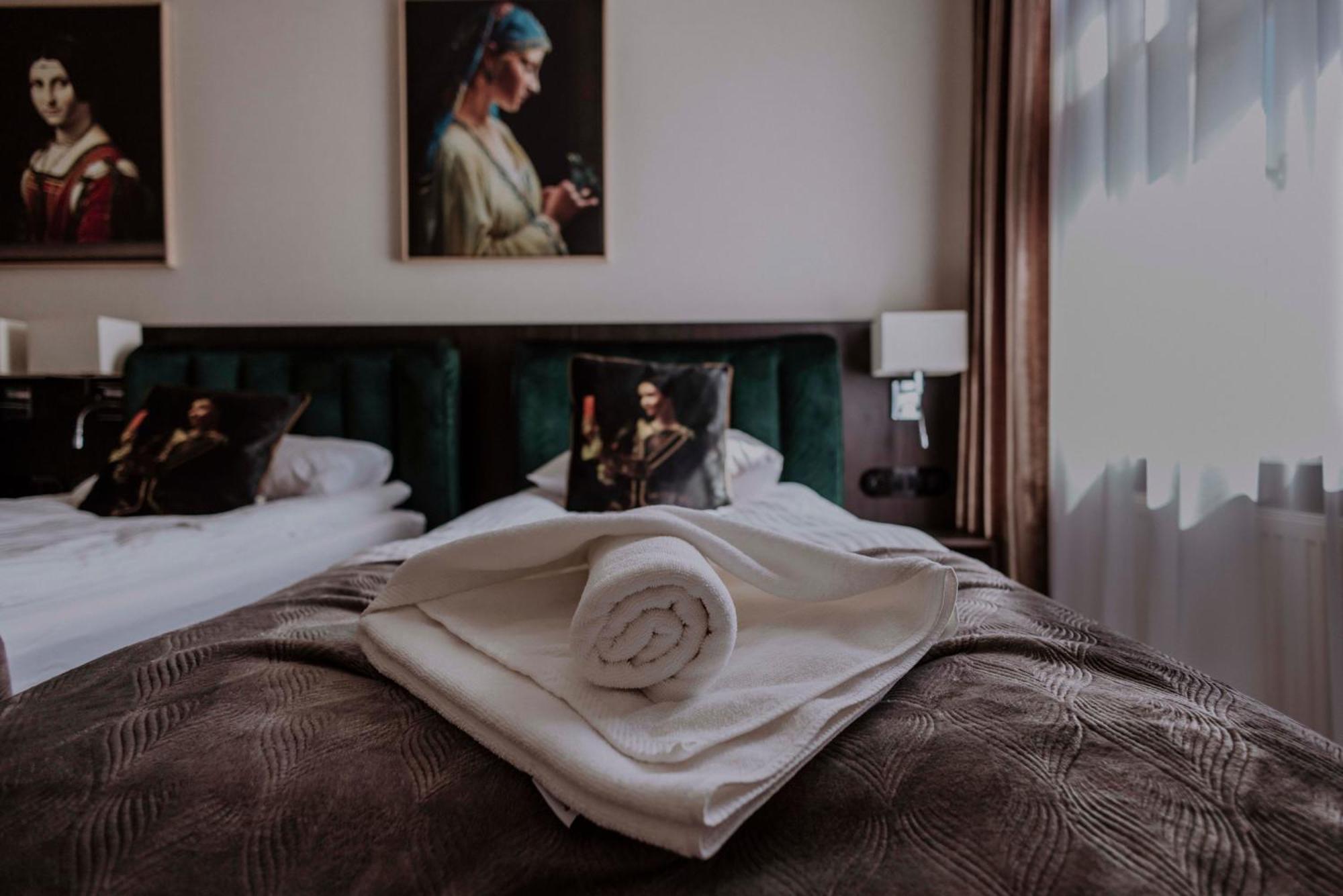 Crown Pearl - Wonderful Apartment, 110Scm, 4 Rooms Cracovie Extérieur photo